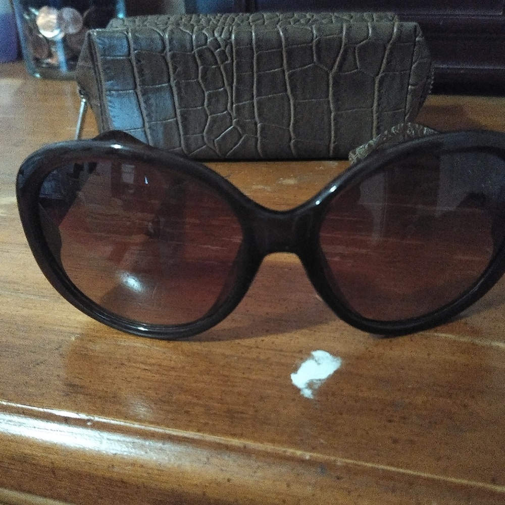 Sun glasses